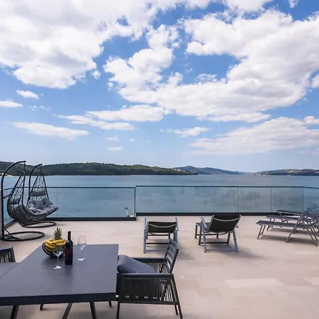 Ero On The Trogir